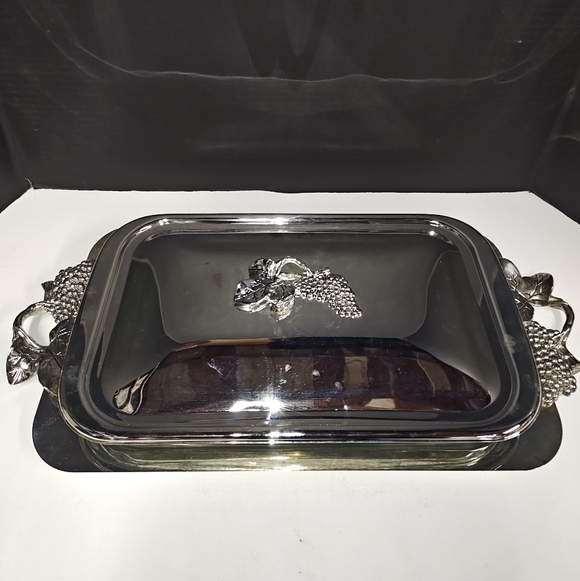 GODINGER Silver Plated 3 PC Set Tray 3 QT Casserole Dish & Lid Grape Vine Design